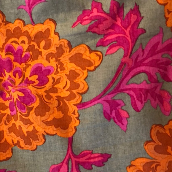 Linen Dress - Picture 6 of 6